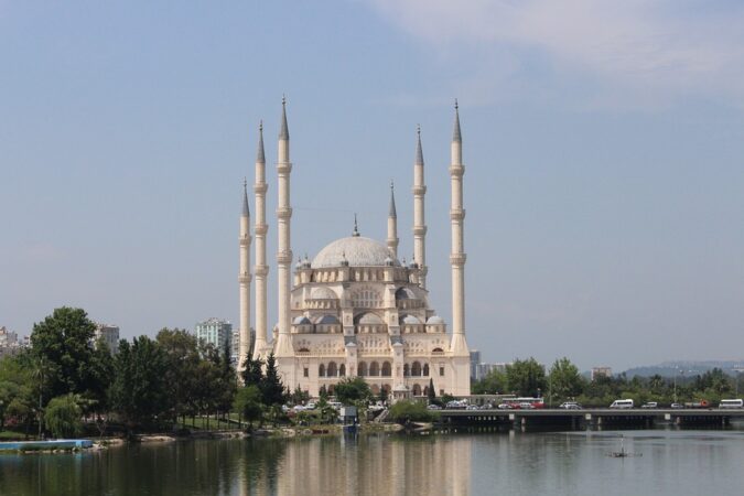 Exploring Job Opportunities in Adana, Turkey: What You Need to Know